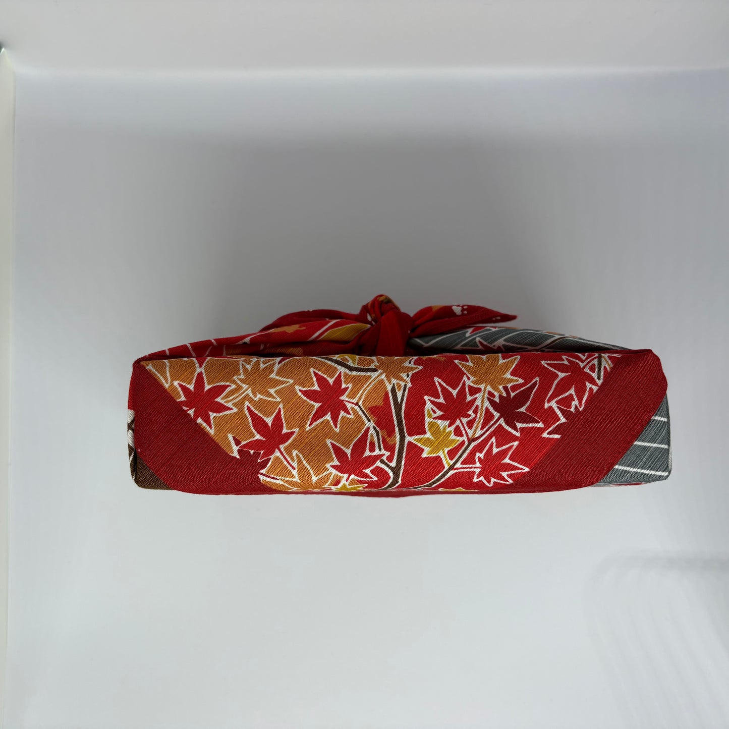 Furoshiki – Autumn Momiji & Tea House with Cat – 50cm – Japanese Wrapping Cloth